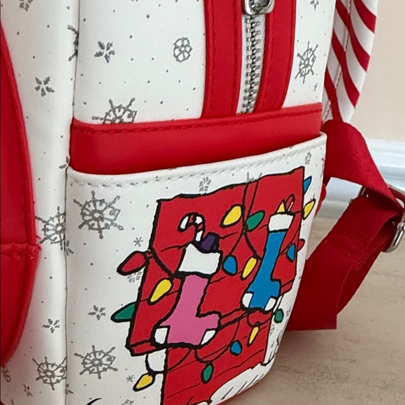 Peanuts Snoopy Plush with Green and Yellow - Picture 6 of 13